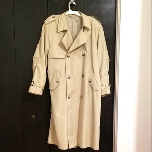 Men's double breasted khaki trench coat